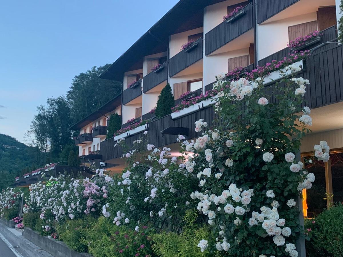 Comano Cattoni Holiday Ponte delle Arche Exterior foto
